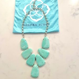 Kendra Scott Harlow Statement Necklace